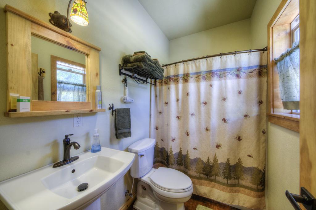 Yak Ridge Cabins And Farmstead By Mount Rushmore Villa Keystone Esterno foto