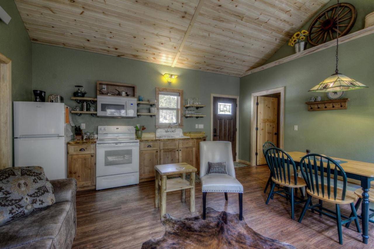 Yak Ridge Cabins And Farmstead By Mount Rushmore Villa Keystone Esterno foto